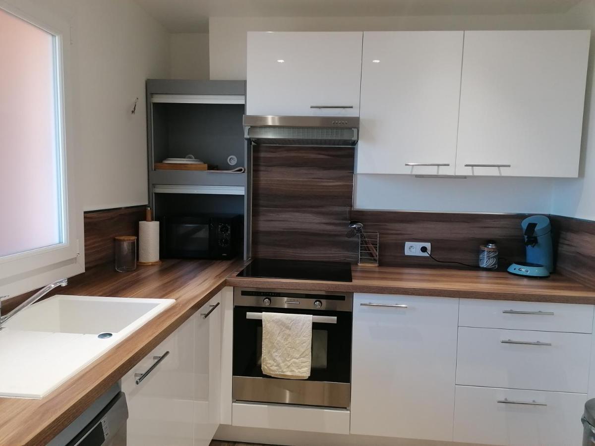 Appartement Aux Pieds Des Arènes *